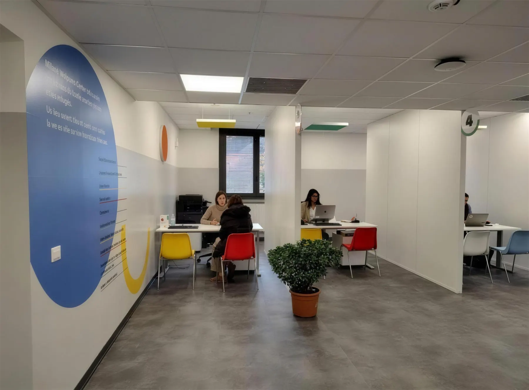 Gli uffici riqualificati negli edifici demaniali del Comune di Milano in Via Sammartini